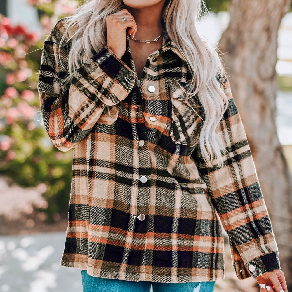 PLAID BUTTON FRONT SHIRT JACKET BREAST POCKETS